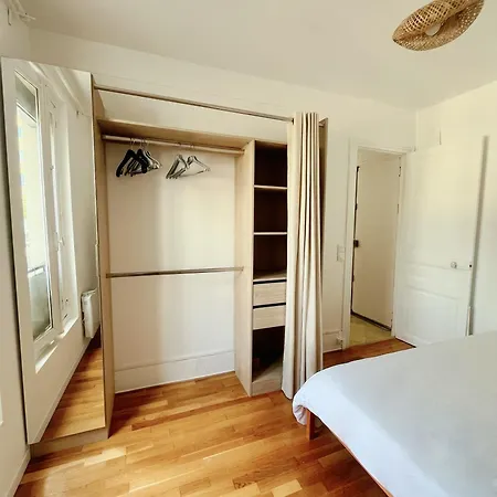 Apartment Stylish 2 Bedrooms Near Metro 1 King Bed & Quiet Retreat *